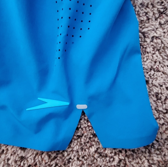 Men's size 30 Speedo swim shorts - Picture 2 of 4